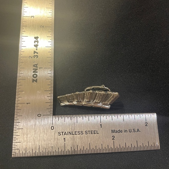 Vintage Coro earrings - Picture 10 of 11